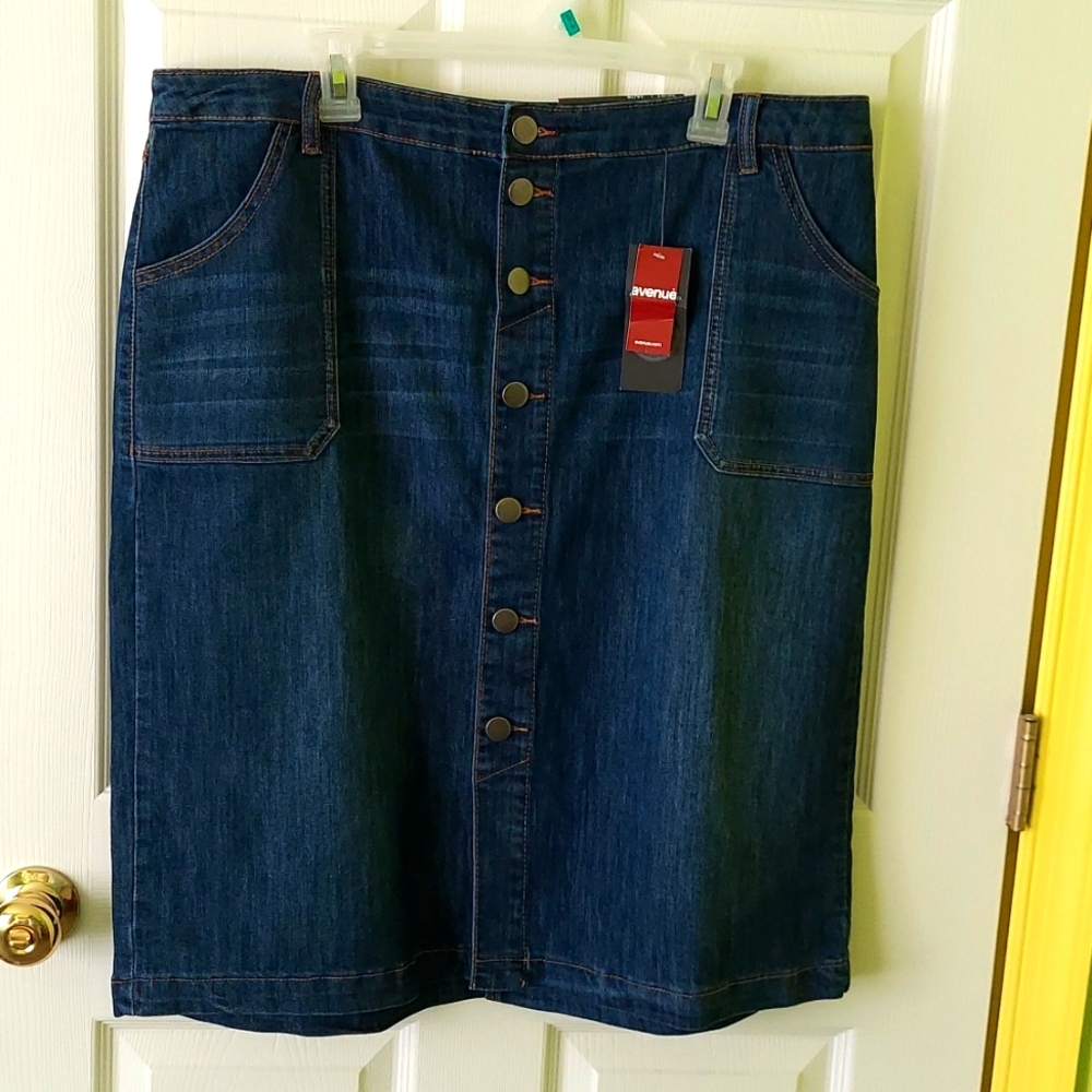 Avenue Denim premium stretch denim skirt